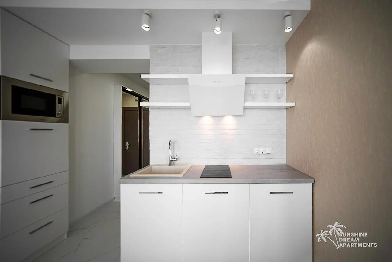 Sunshine Apartments Orbi Beach Tower 巴统