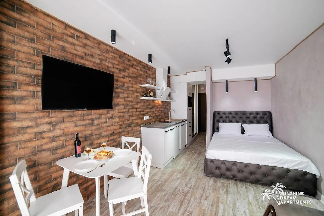 Sunshine Apartments Orbi Beach Tower 巴统
